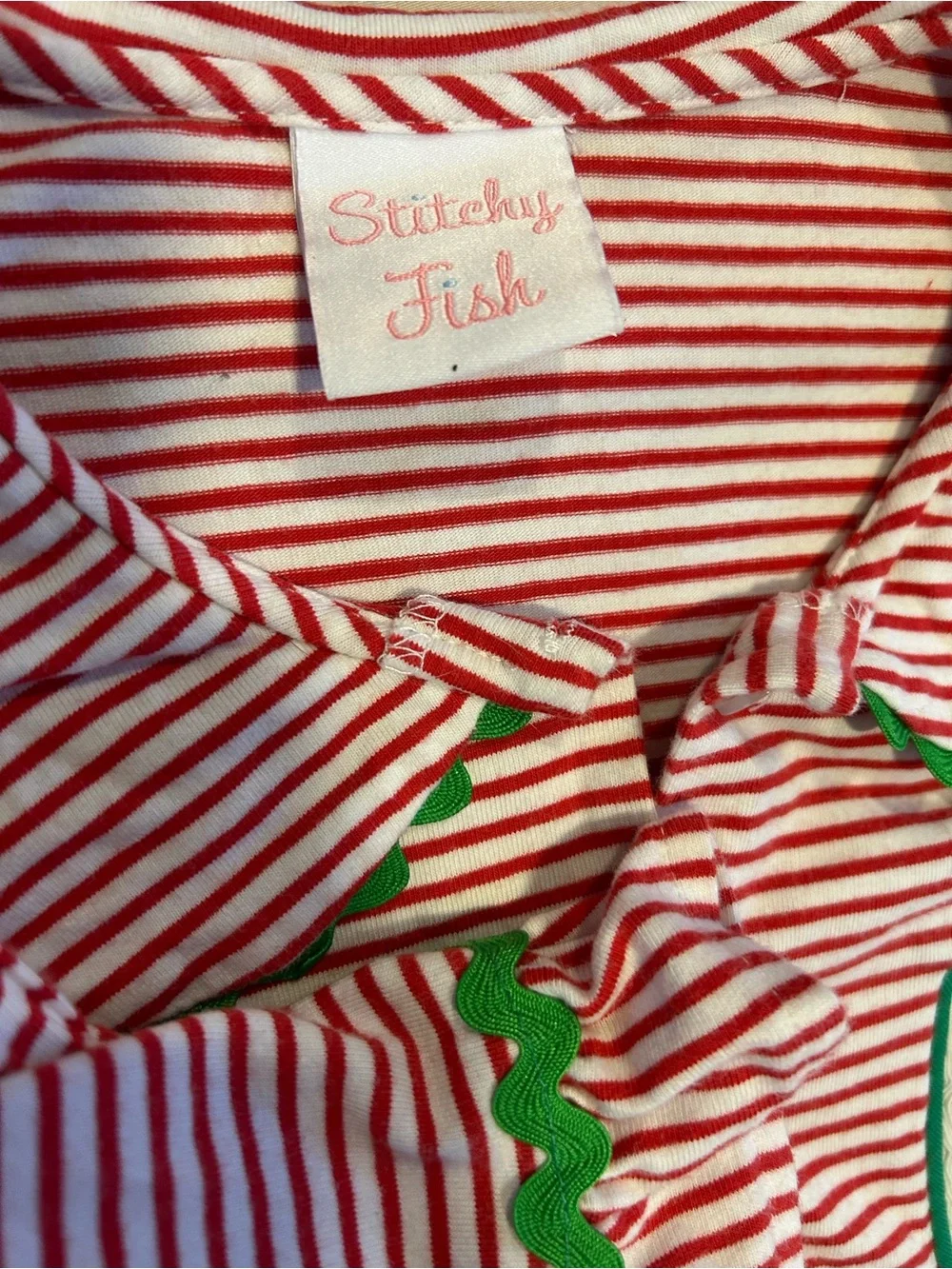 Stitchy Fish Girls Size 7 Santa Christmas Striped Ruffle Pajama Set